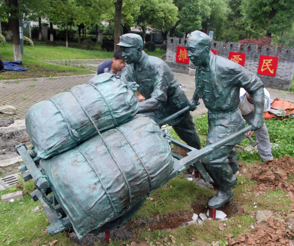 �Ͼ��T�~���܏SՄ�T�~���ܱ��B����